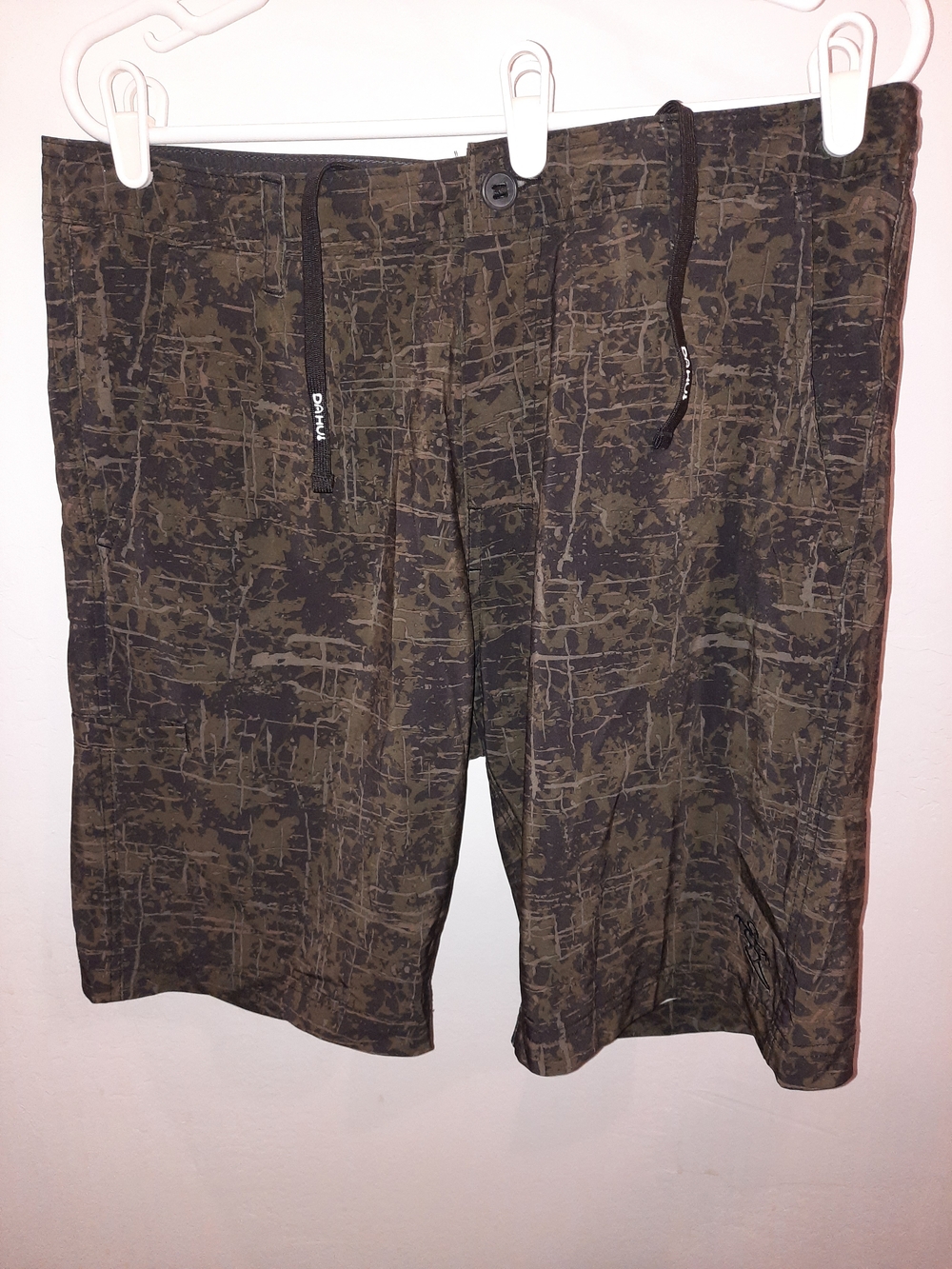 Dahui Men's Olive Camo Swim Hybrids Size 34 Excellent Used Condition